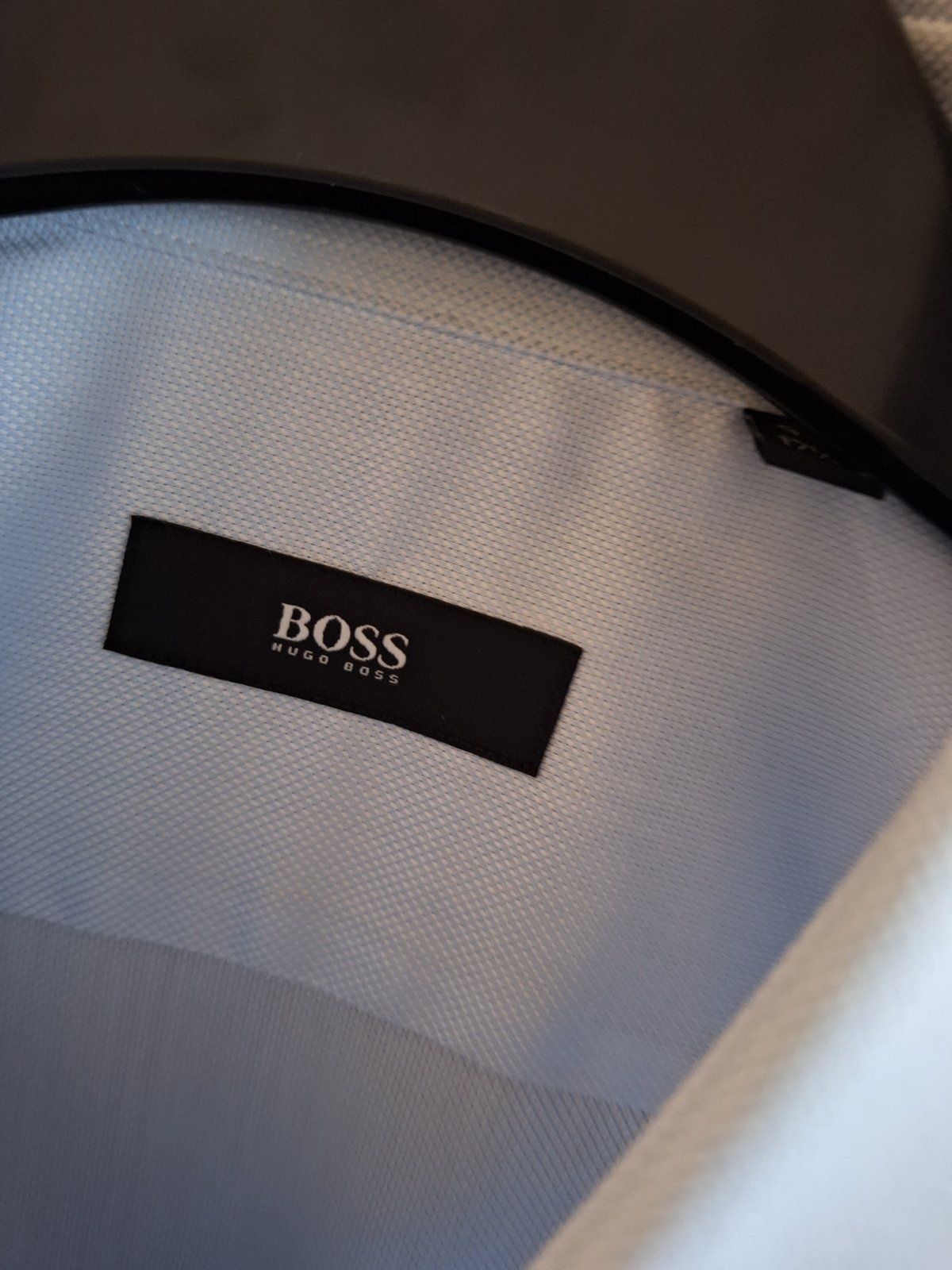 Нова мъжка риза Hugo boss