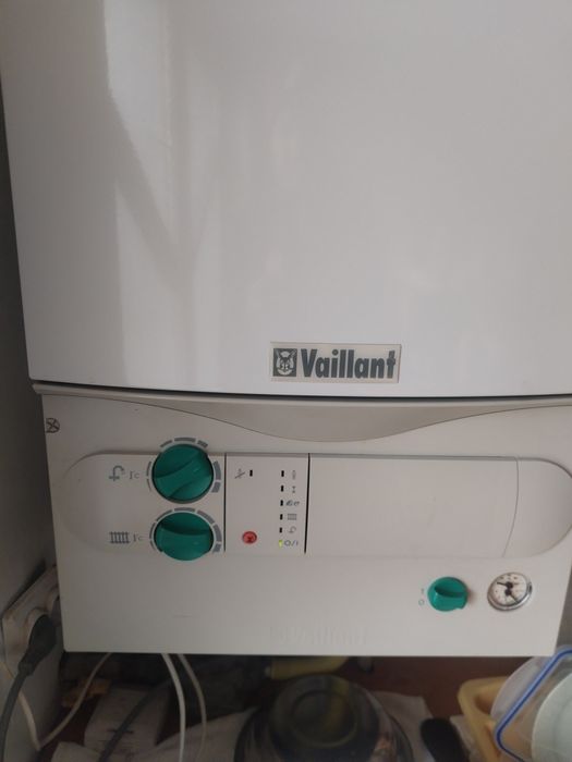 Dezmembrez centrala vailant