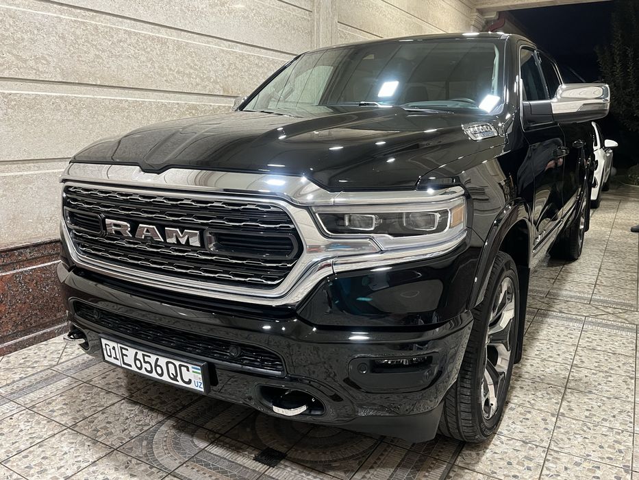 Dodge RAM 1500 5.7 AT Limited 4x4