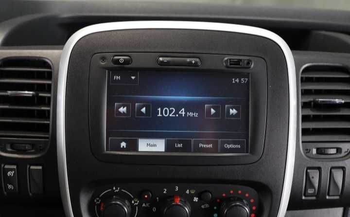 OPEL Vivaro Biturbo/ Schimb cu dubita mai mica