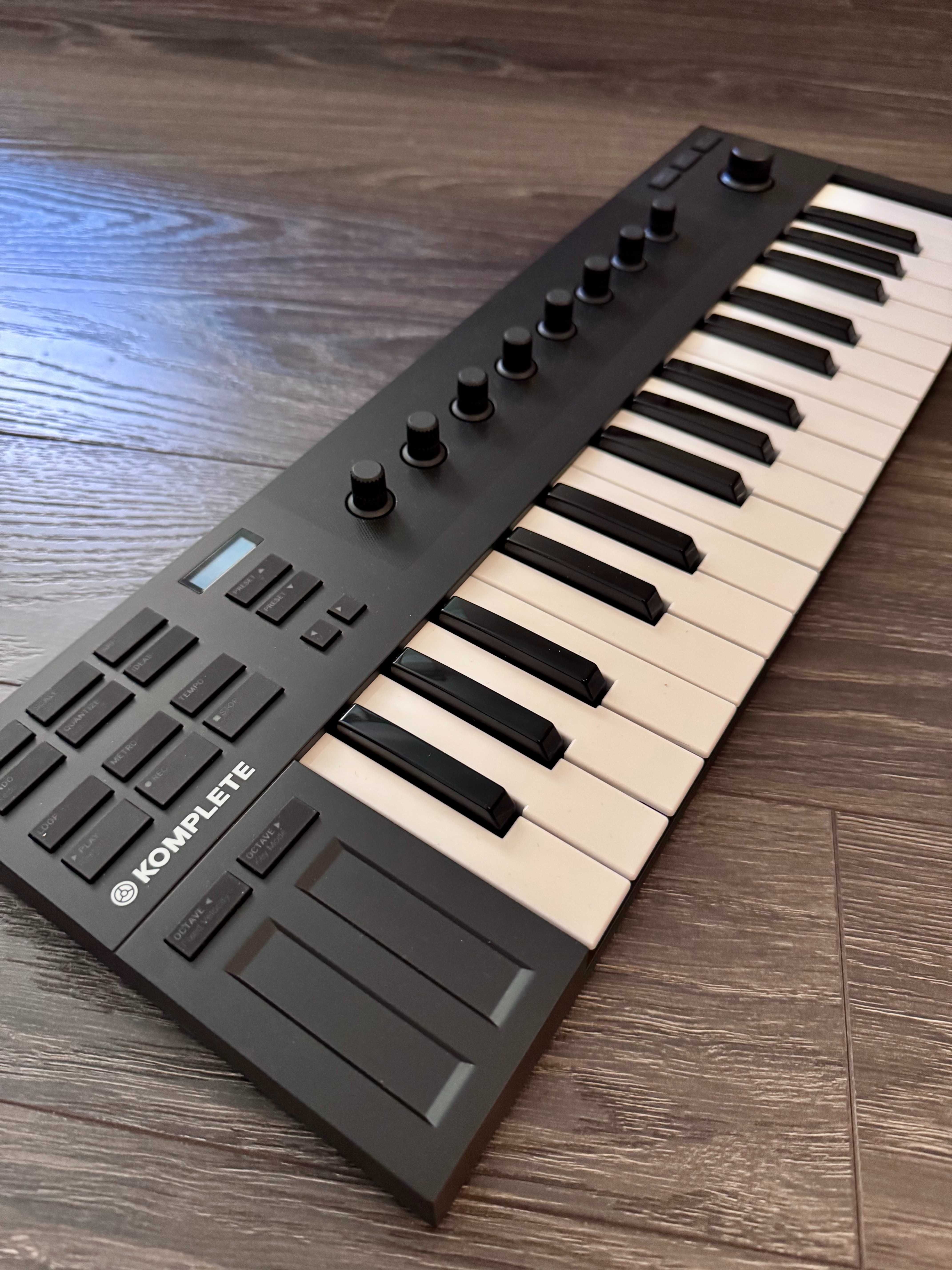 Native Instruments Komplete Kontrol M32
