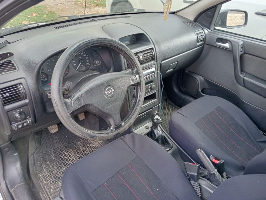 Opel Astra Sedan