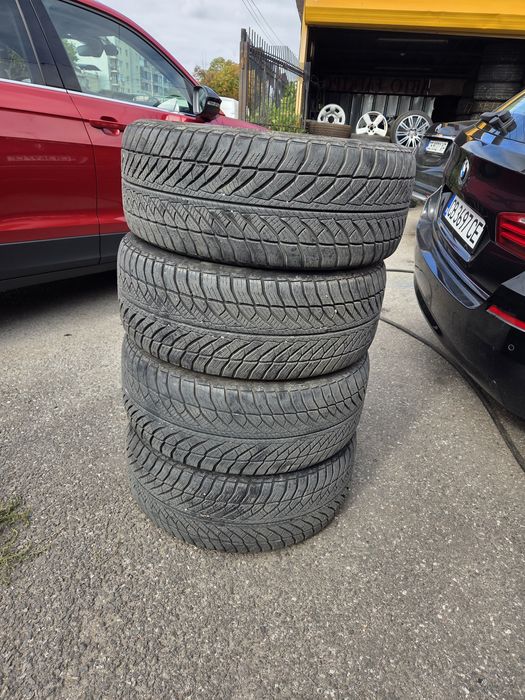 Зимни гуми Goodyear 245 45 18