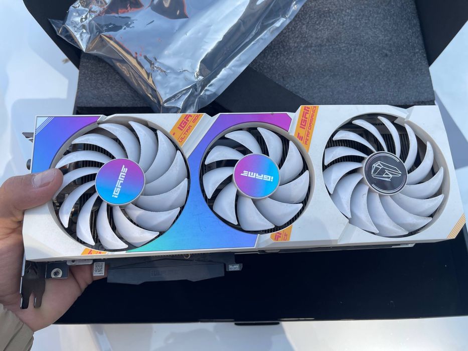 RTX 3060 12 Gb sotiladi