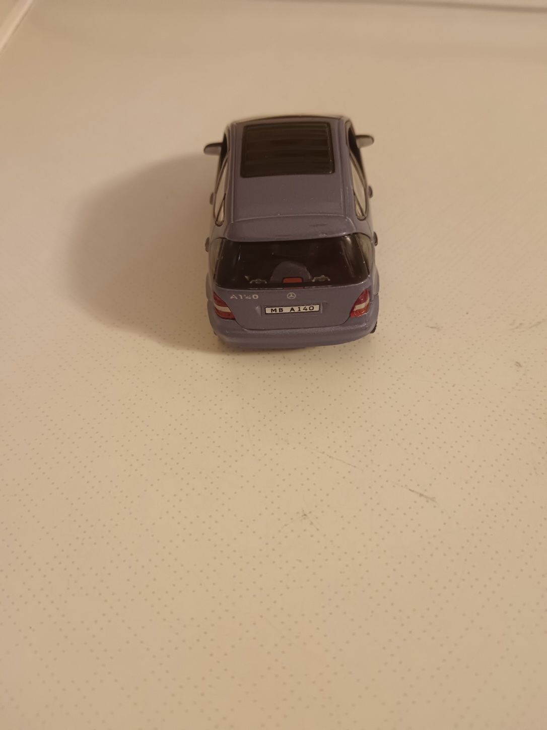 Machetă Mercedes - BENZ A CLASS de colecție din metal scara 1 / 43