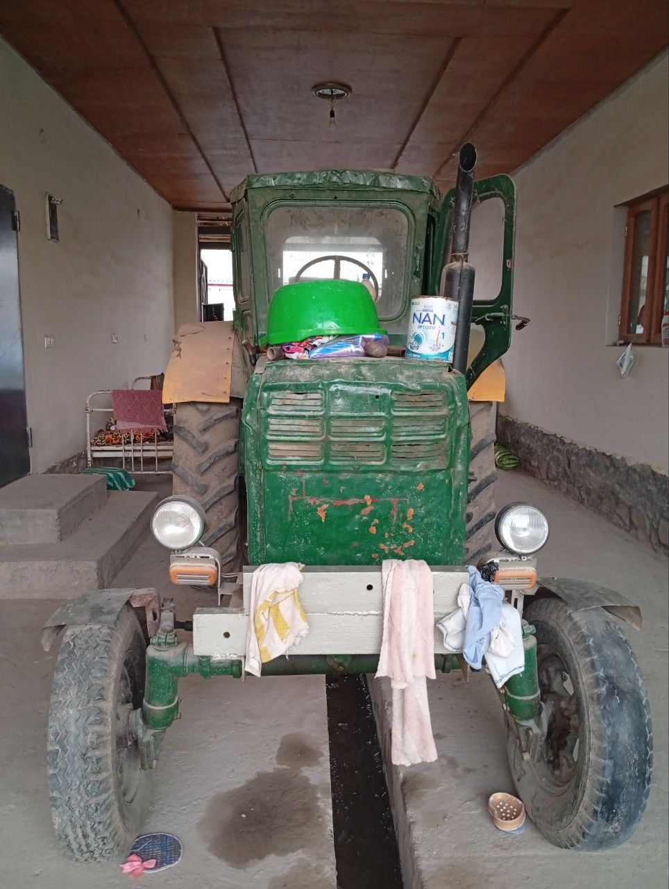 Texnika traktor t40