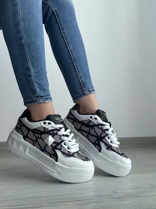 Adidasi Valentino unisex