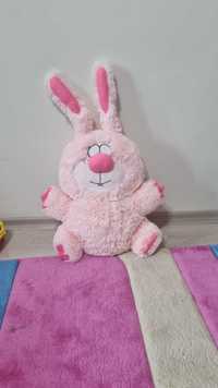 Плюшена играчка-възглавничка зайче