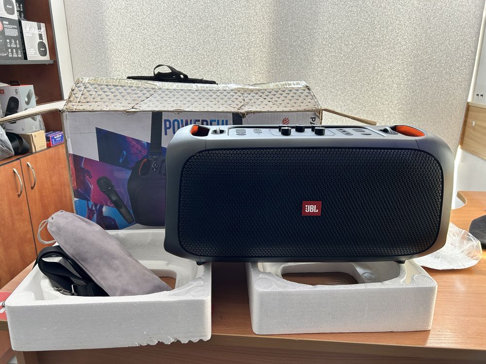 JBL Party box on the go