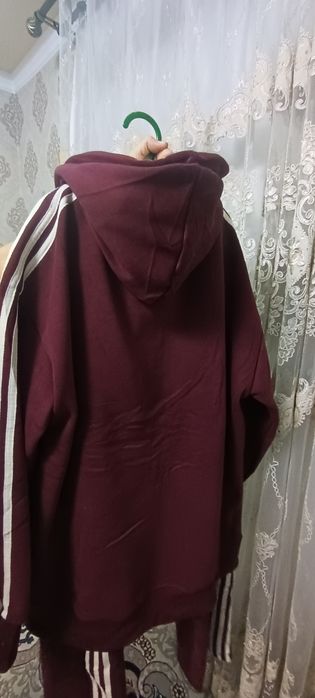 Женская спортивная одежда