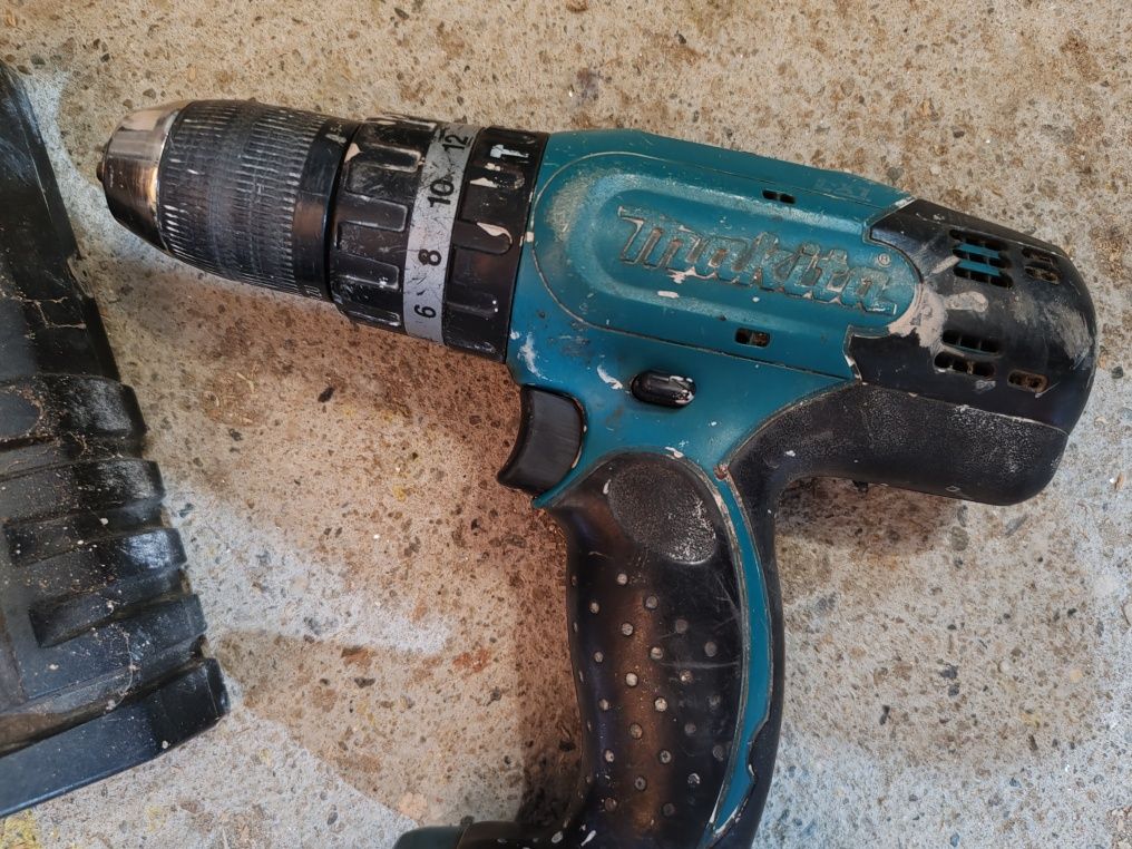 Винтоверт Makita