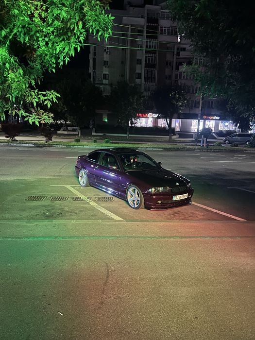 Vand bmw e46 motor 2.0 benzina. An 2002. Cutie defecta