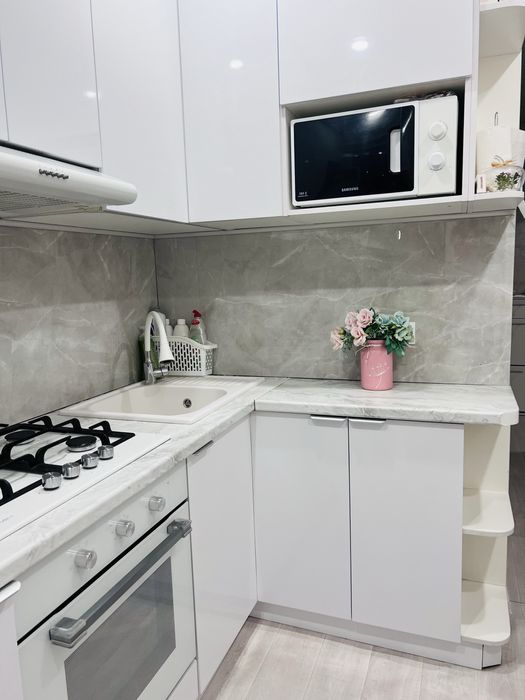 Продается 2-комнатная квартира с новым ремонтом в мкр. Восток-2!