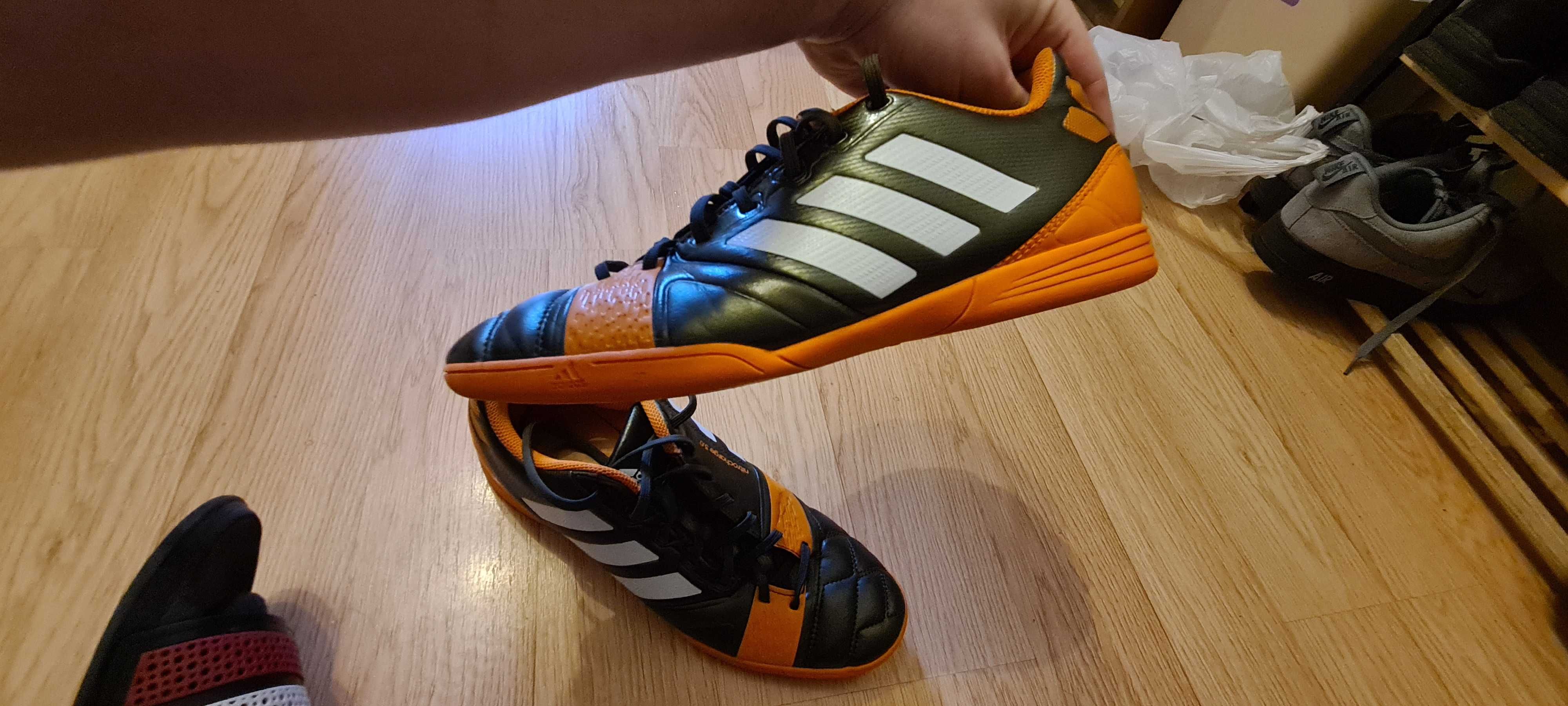 Adidasi adidas nr.42