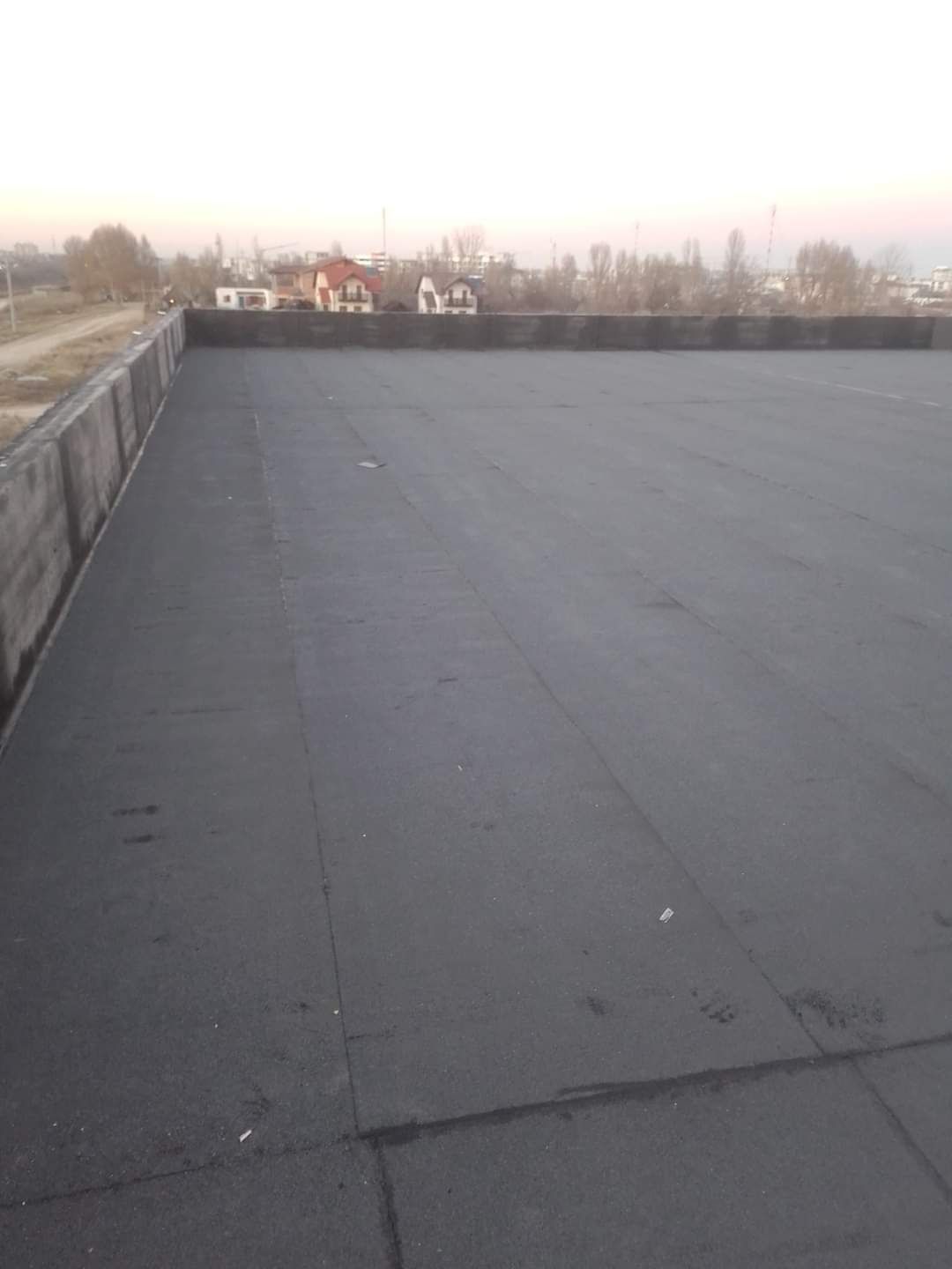 Hidroizolații membrană în Rate