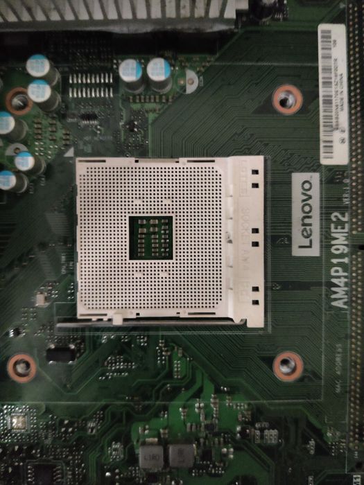 Carcasa PC lenovo + placa de baza si sursa