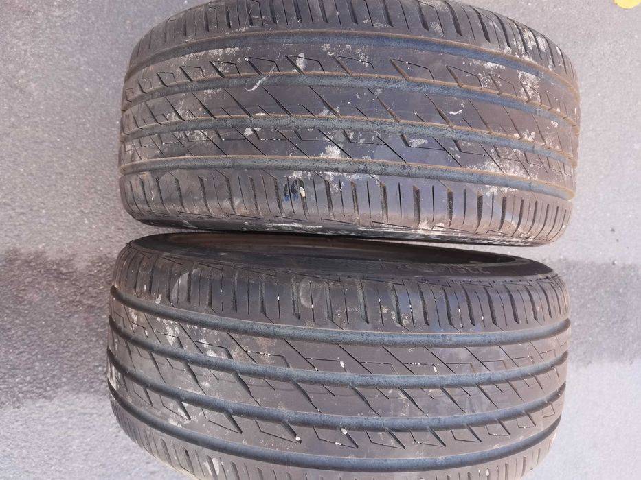 Vând 4 anvelope de vară runflat 225 45 17