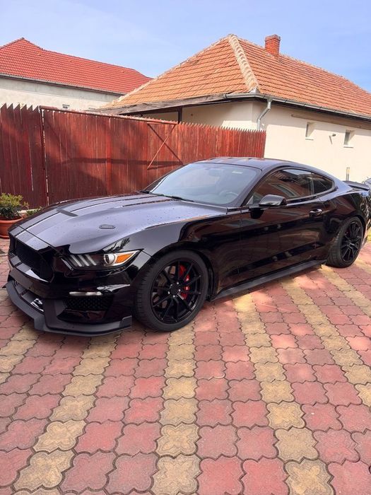 Ford Mustang Ford Mustang 2.3 EcoBoost Performance Package !!!
