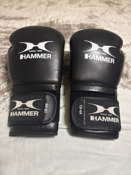 Vând mânuși de box hammer din piele naturala 10 oz