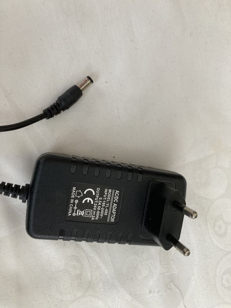 Alimentator 24v . Incarcator 24v. Adaptor 24v