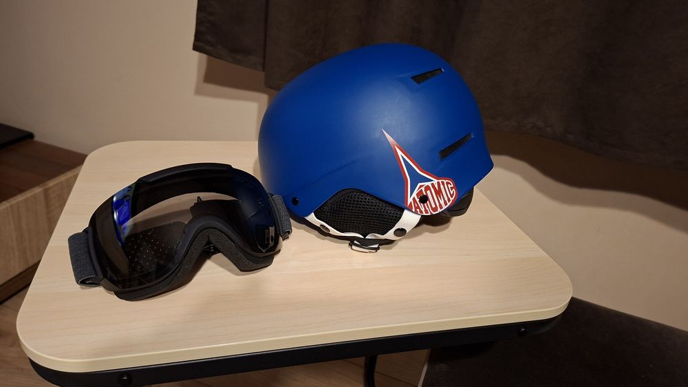 Casca schi Atomic mărimea L