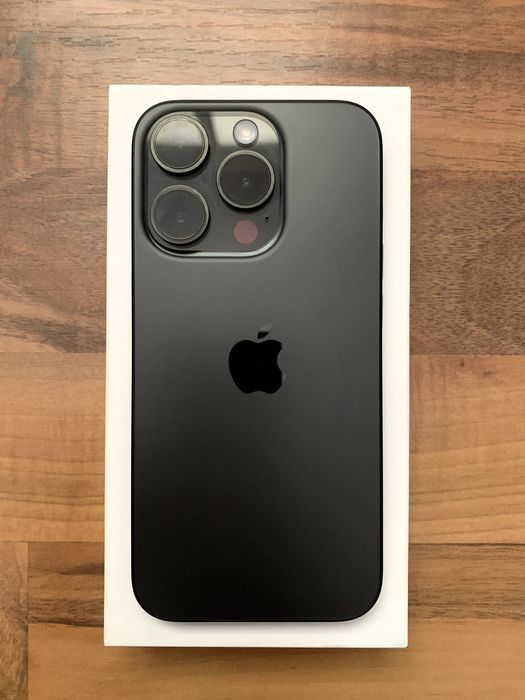 Vand iPhone 15 PRO 128GB Black Titanium ca nou