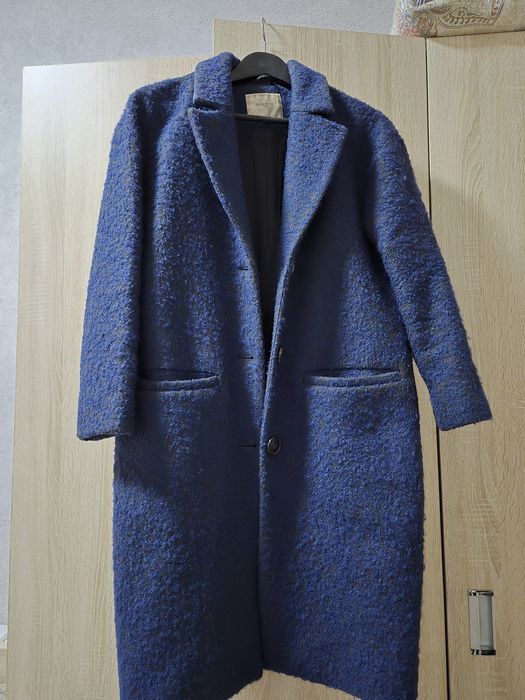 Продам пальто осеннее