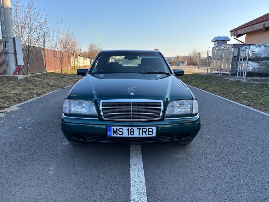 Vand Mercedes C180