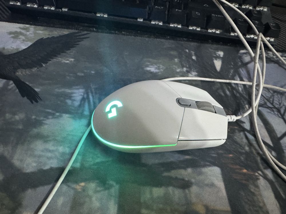 Мышка Logitech g203 белая