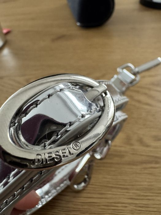 Geanta Diesel 1DR Argintie/Neagra/Alba