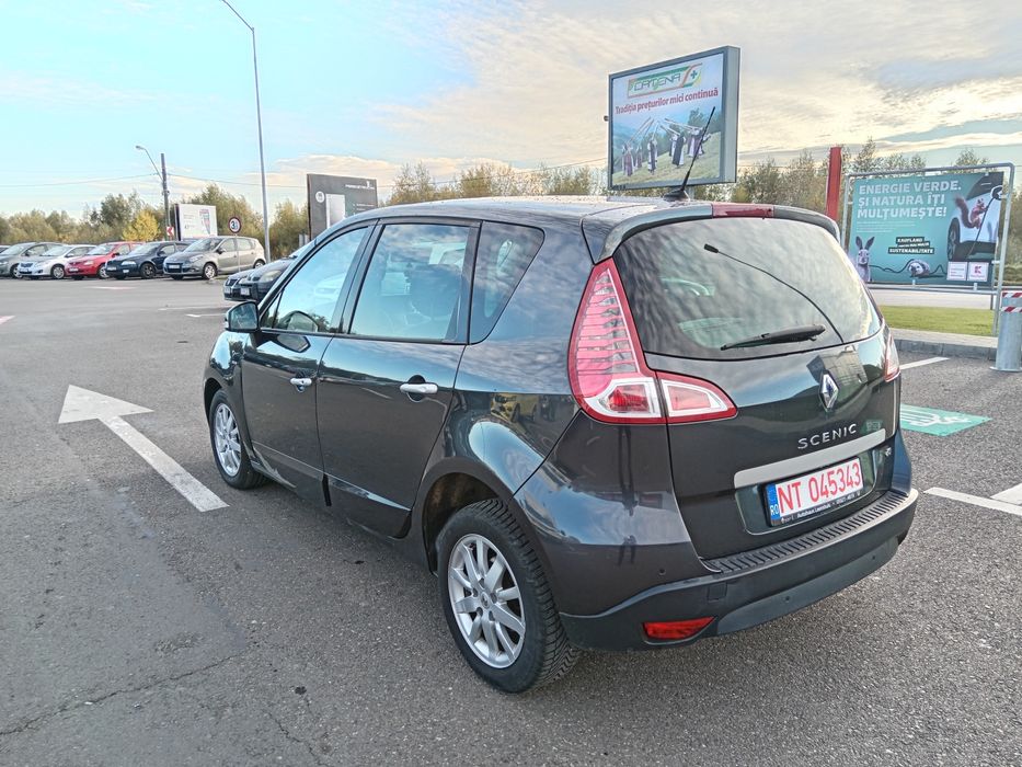 Renault Scenic model Bose