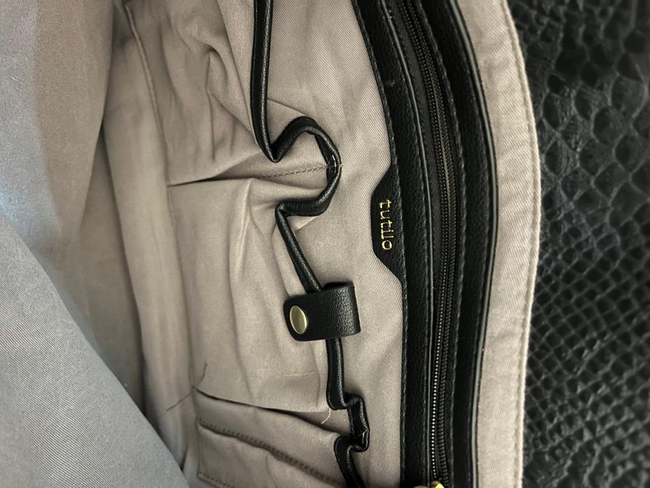 Poseta dama culoatea neagra