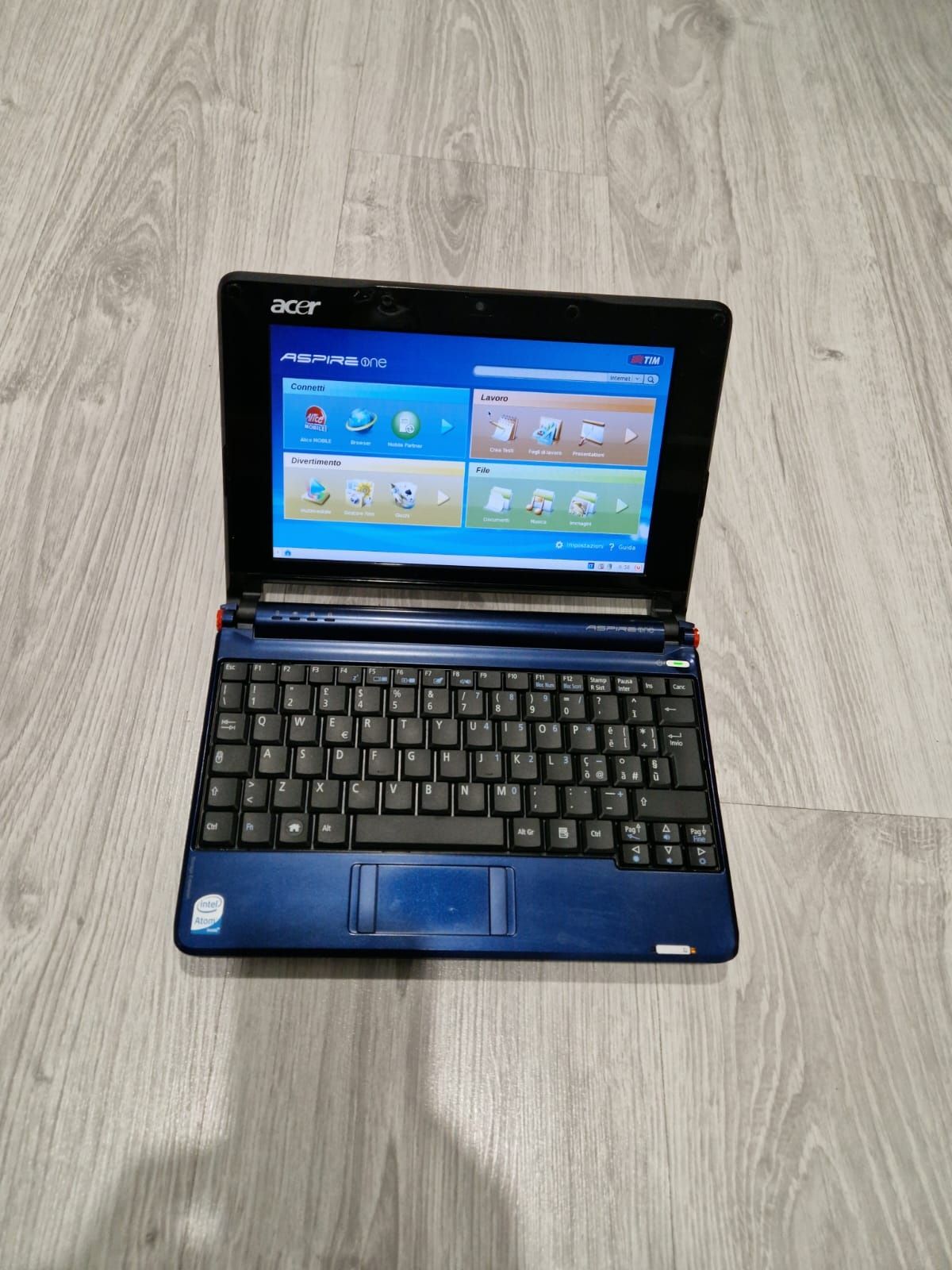 Mini Laptop Acer  perfect funcțional