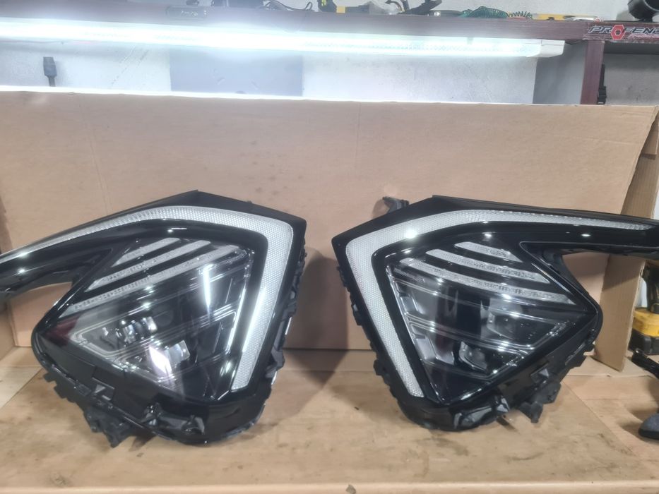 Оригинальные фары от KIA Sportage nq5