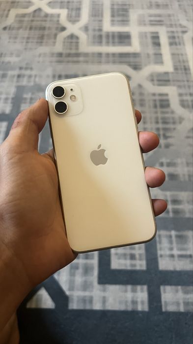 продам Айфон 11 128гб