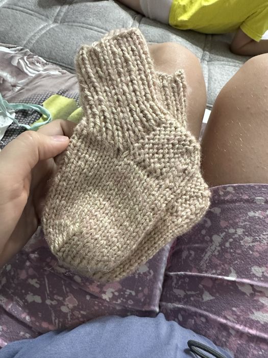 Детские вязанные носки