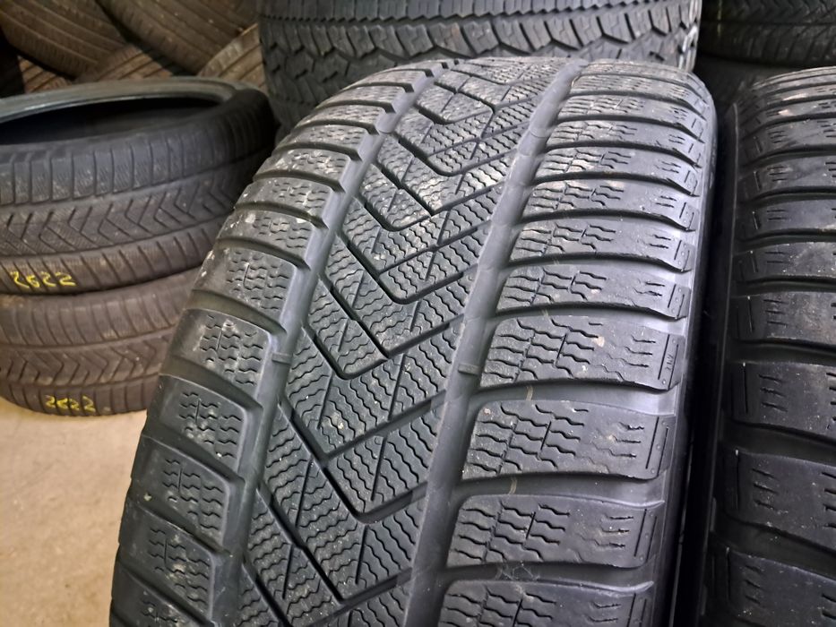 Anvelope second iarna 275 40 R21 Pirelli RFT 6.4mm 2021