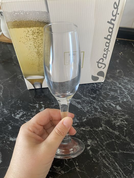 Бокалы для шампанского