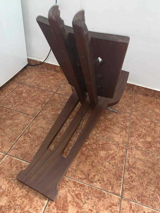 Scaun din lemn masiv sculptat cu tenta africana decor curte
