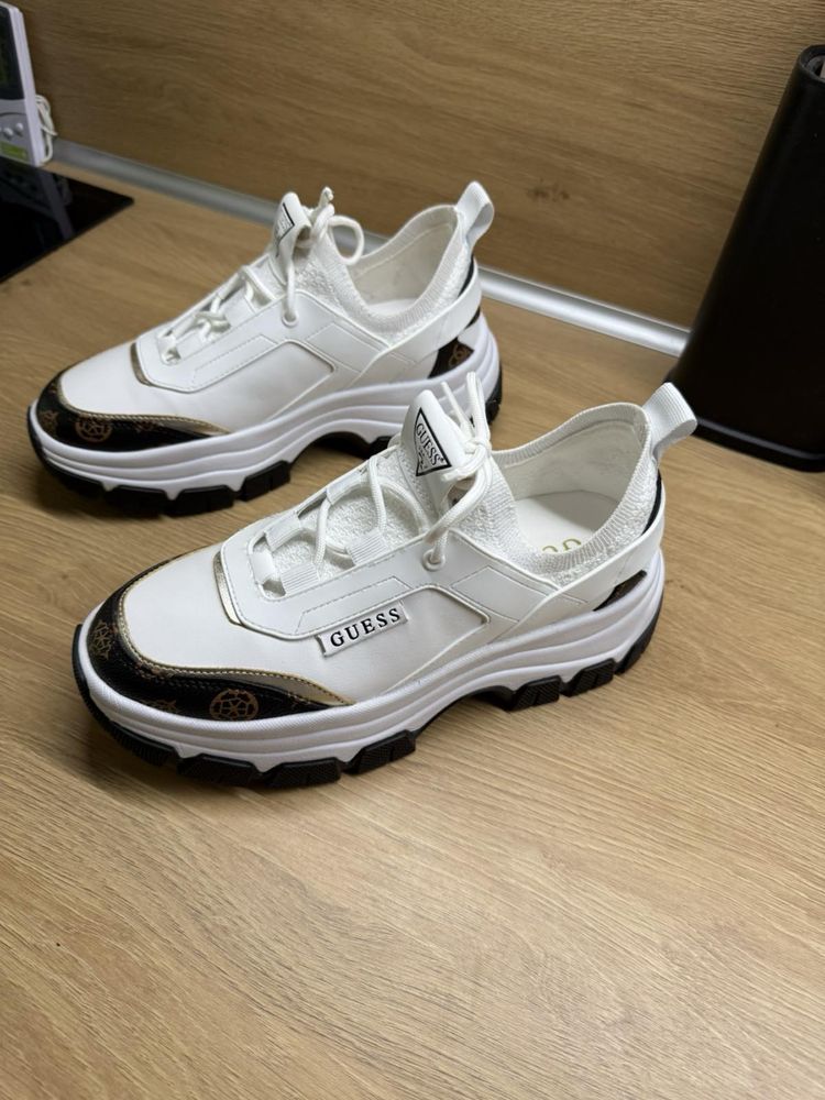 Guess сникърси braydin