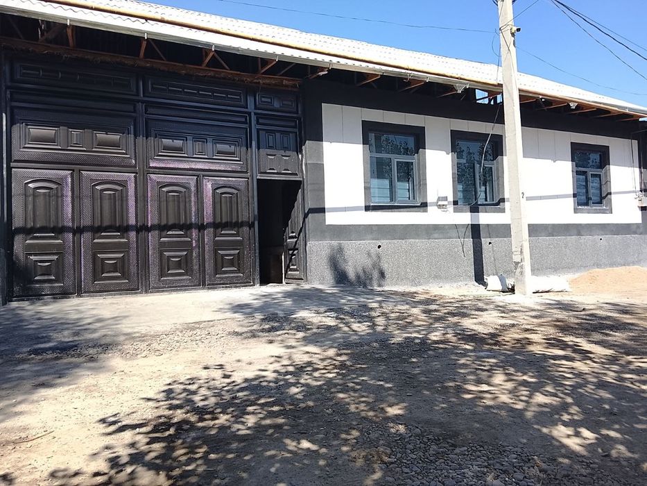 Yashashga tayyor hovli joy