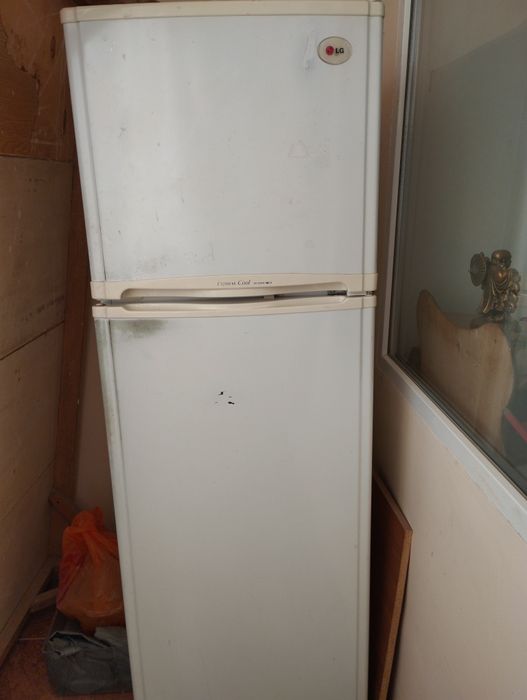 Продам холодильник