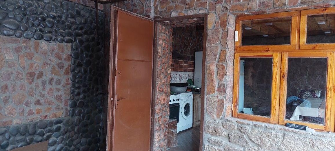 Сдаётся дача в Чирчике со всеми удобствами