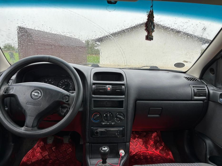 Vând Opel Astra G