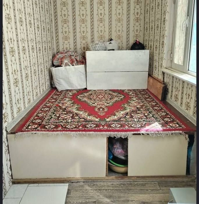 Kvartira sotiladi Shayxontoxur tumani Ibn Sino2  1/5/5/ 42m²