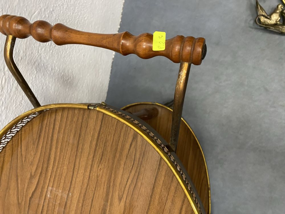 Стара френска количка за сервиране с месингов борд