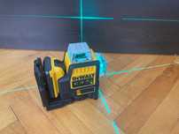 Зелен лазерен нивелир DeWALT 3X360  внос от Германия