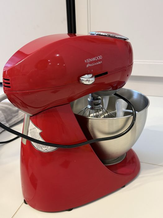 Продам кухонный миксер Kenwood Patissier