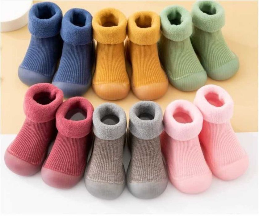 Детски есенни обувки с чорап тип пантофи, различни номера и цветове