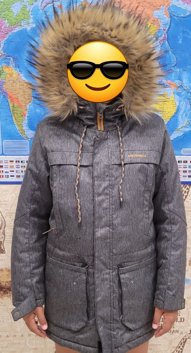 Продам зимнюю куртку на подростка